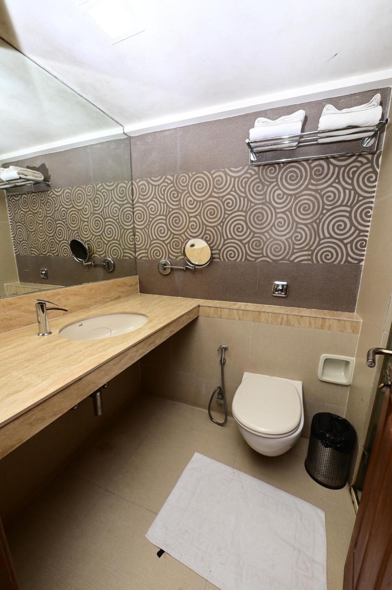 Hotel Sai Inn Bombaj Zewnętrze zdjęcie